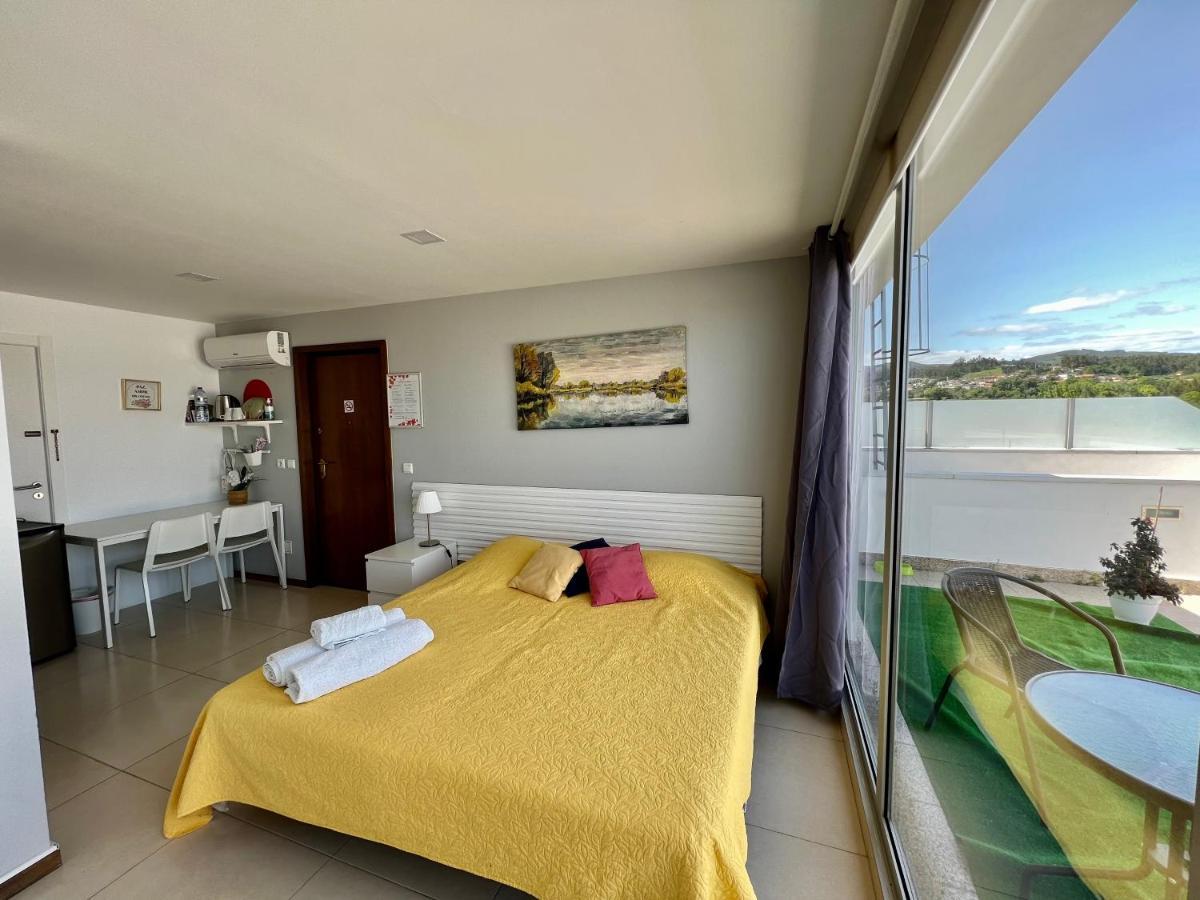 Quarto Privado E Entrada Independente Com Aquecimento E Terraco - Vila Verde Centro Μπράγκα Εξωτερικό φωτογραφία